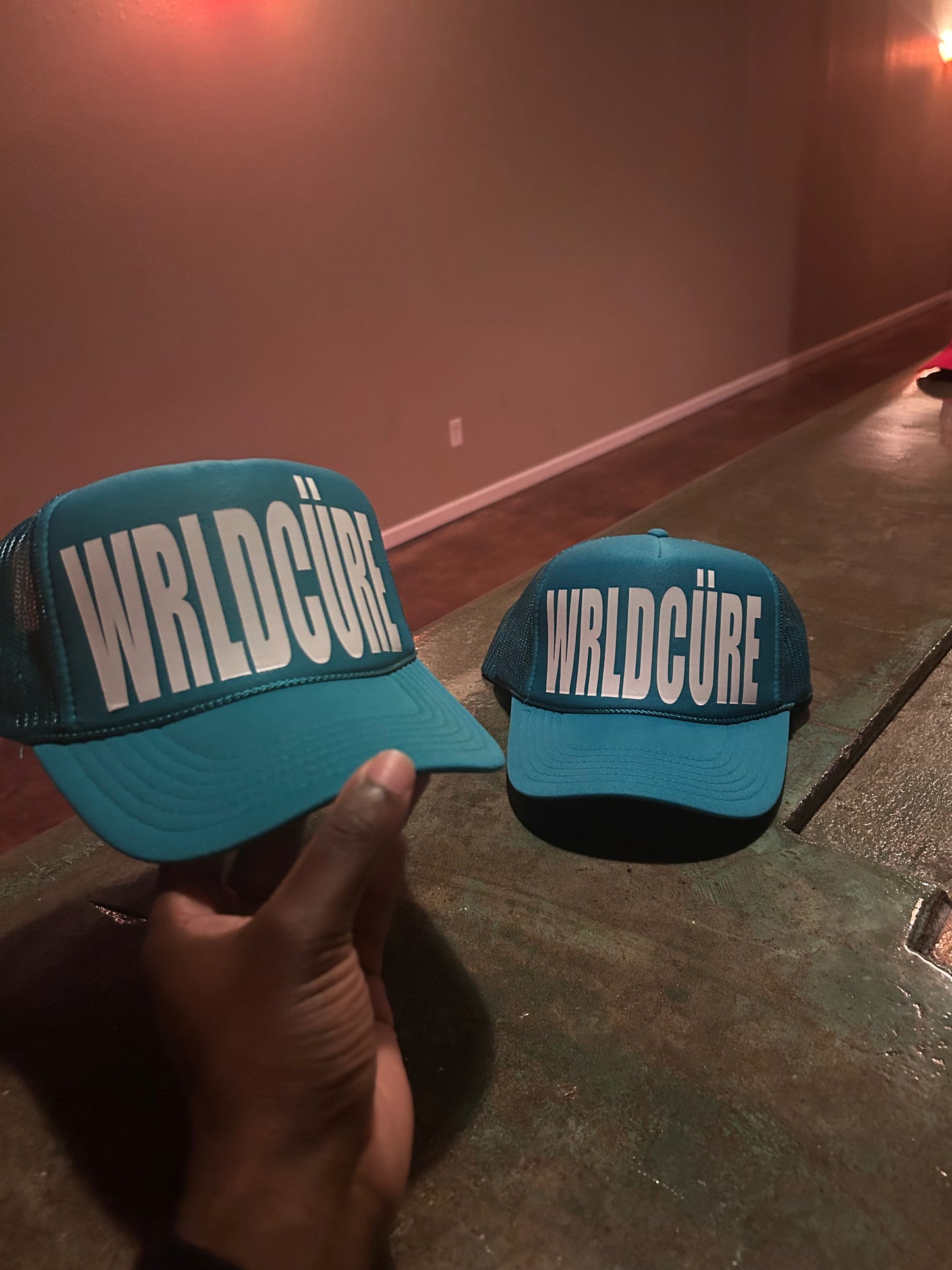 WRLDCÜRE : TRUCKER HAT (TEAL)